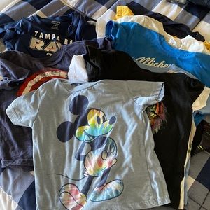 Bundle of boys tops 2t-3t
